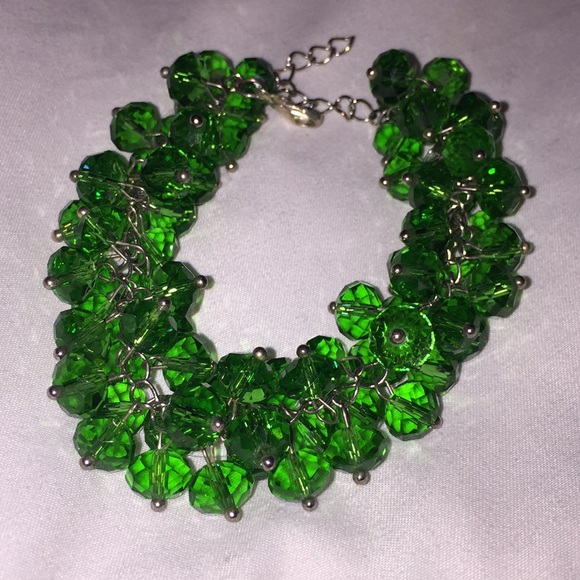 Dazzling Green Bracelet - Picture 1 of 2